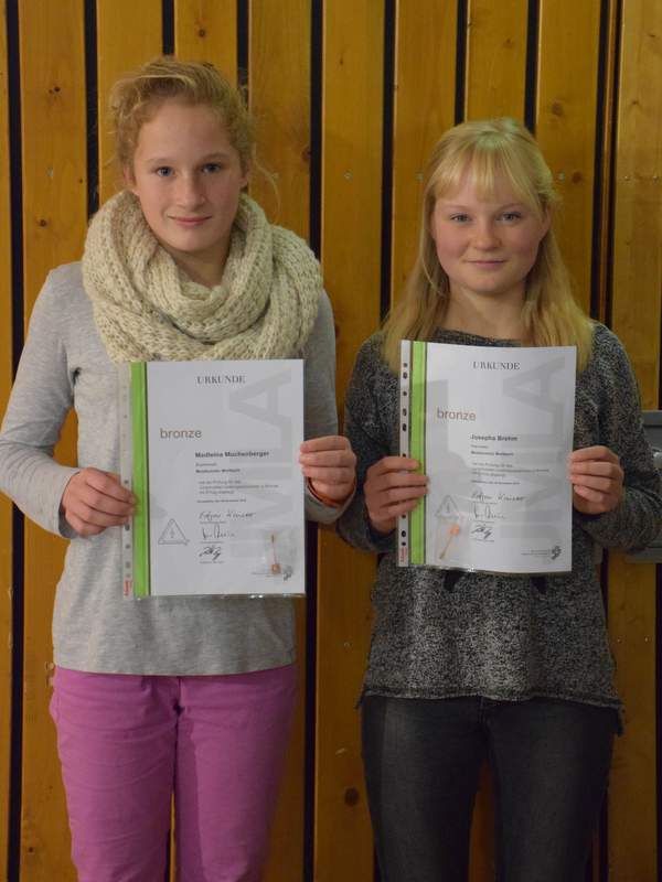 JMLA in Bronze 2015: Madleina Muchenberger und Josepha Brehm