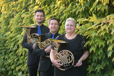 img/slider/horn